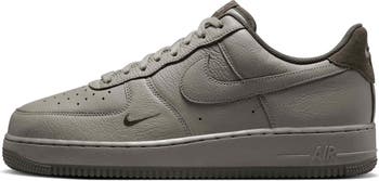 Air Force 1 '07 Basketball Sneaker