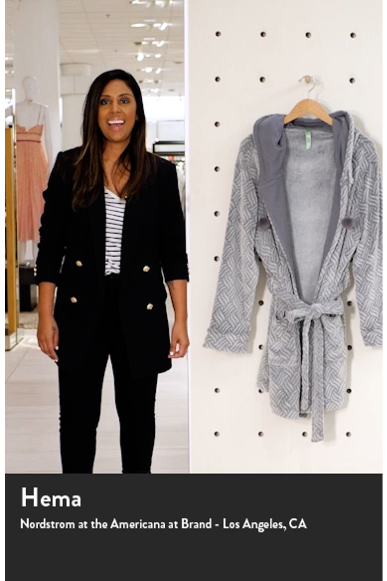 Intimates Winter Night Hooded Fleece Short Robe video