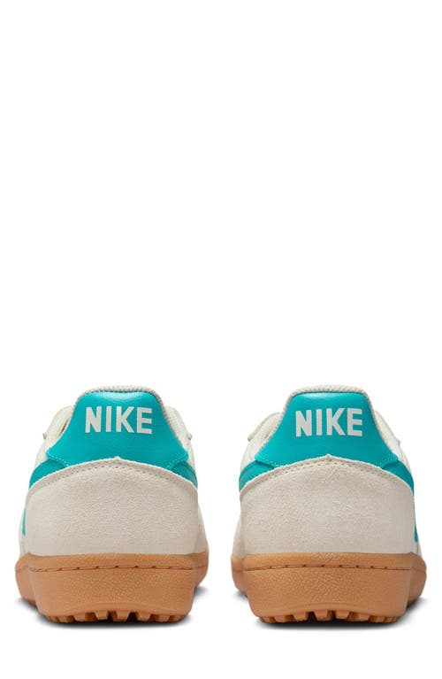 Nike Field General Sneaker