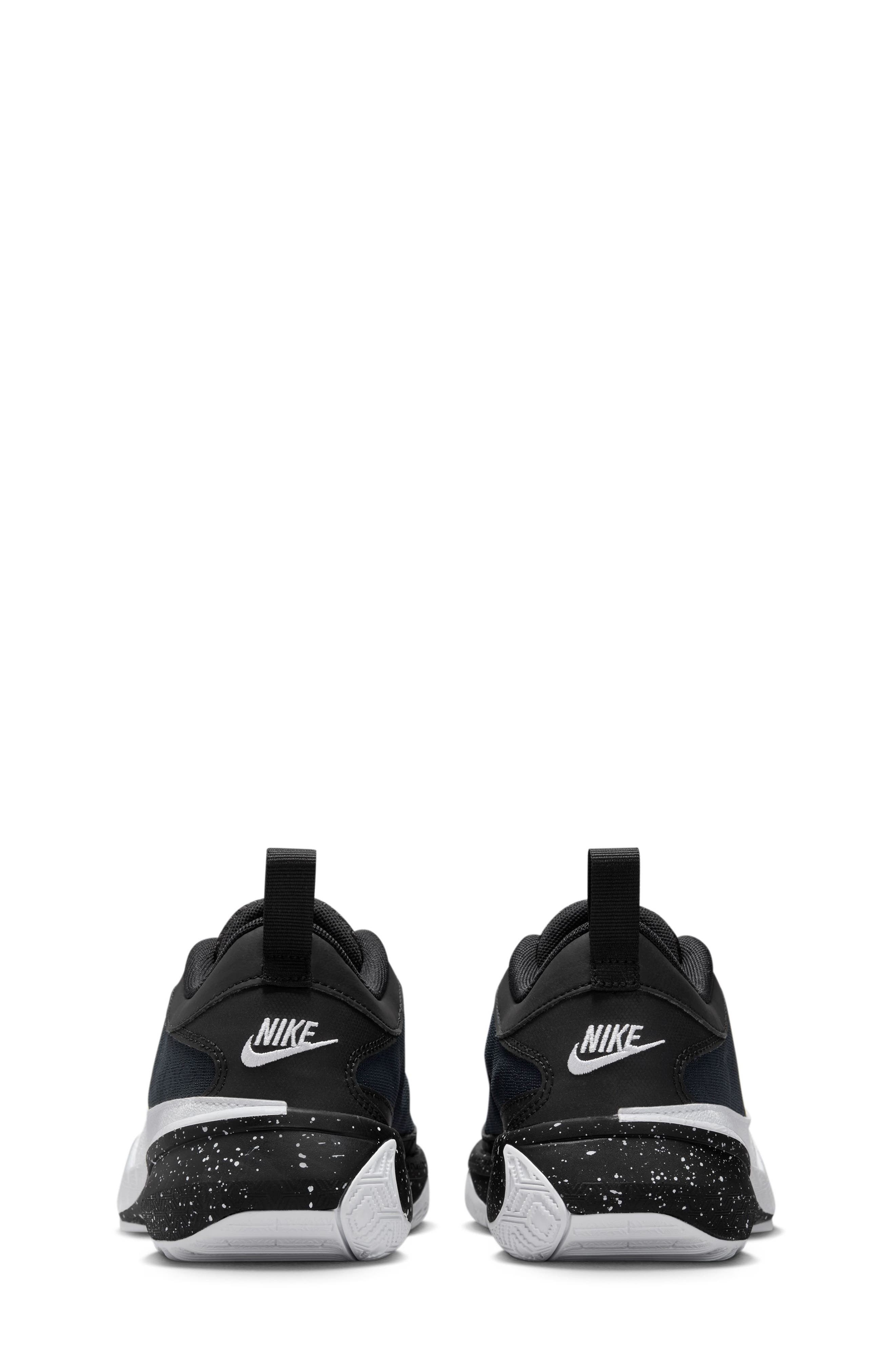 Nike Kids' Giannis Antetokounmpo Freak 5 Basketball Shoe, Alternate, color, 