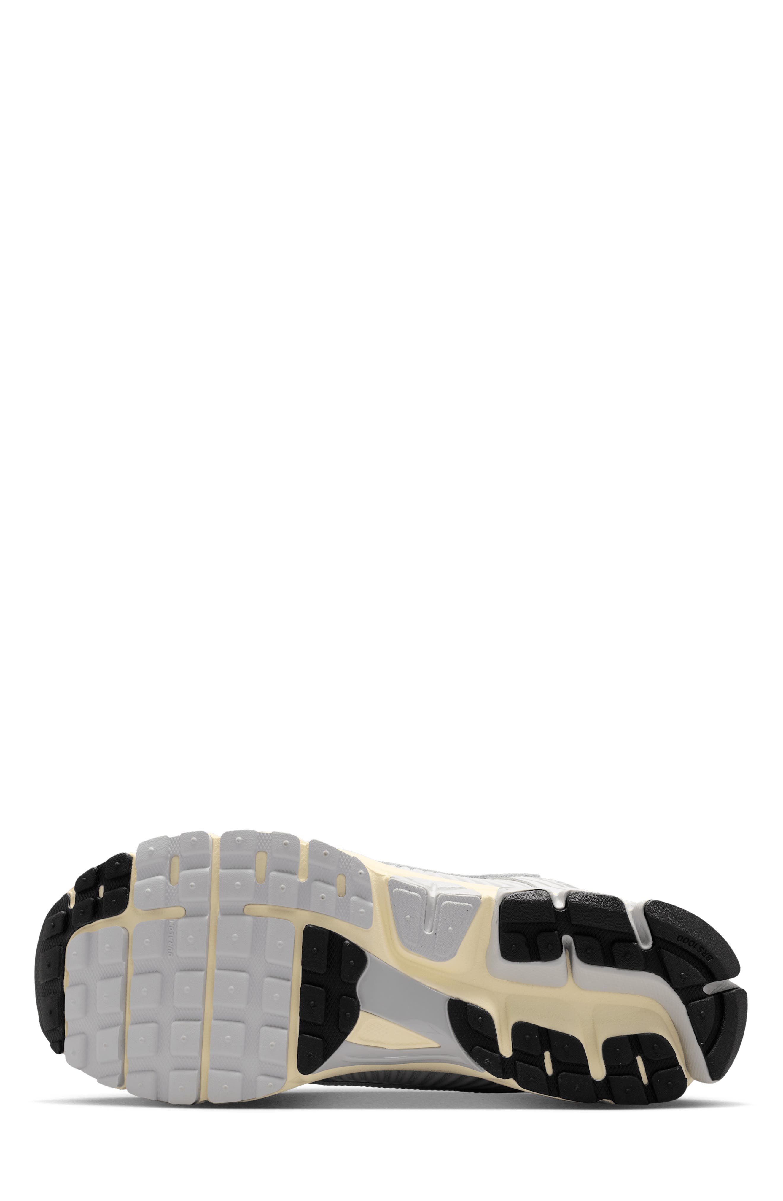 Zoom Vomero 5 Sneaker, Alternate, color, GREY FOG/ METALLIC SILVER