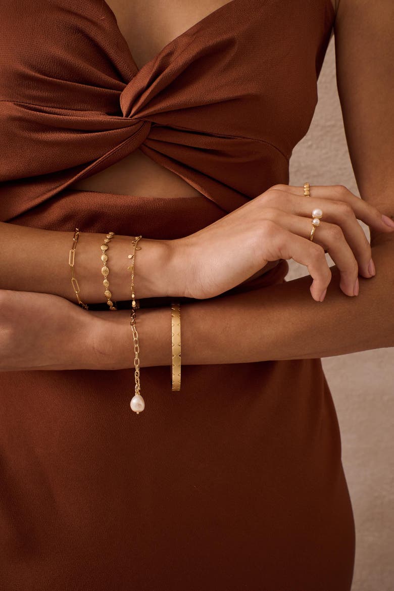Soul Protector Bracelet, Alternate, color, Yellow Gold