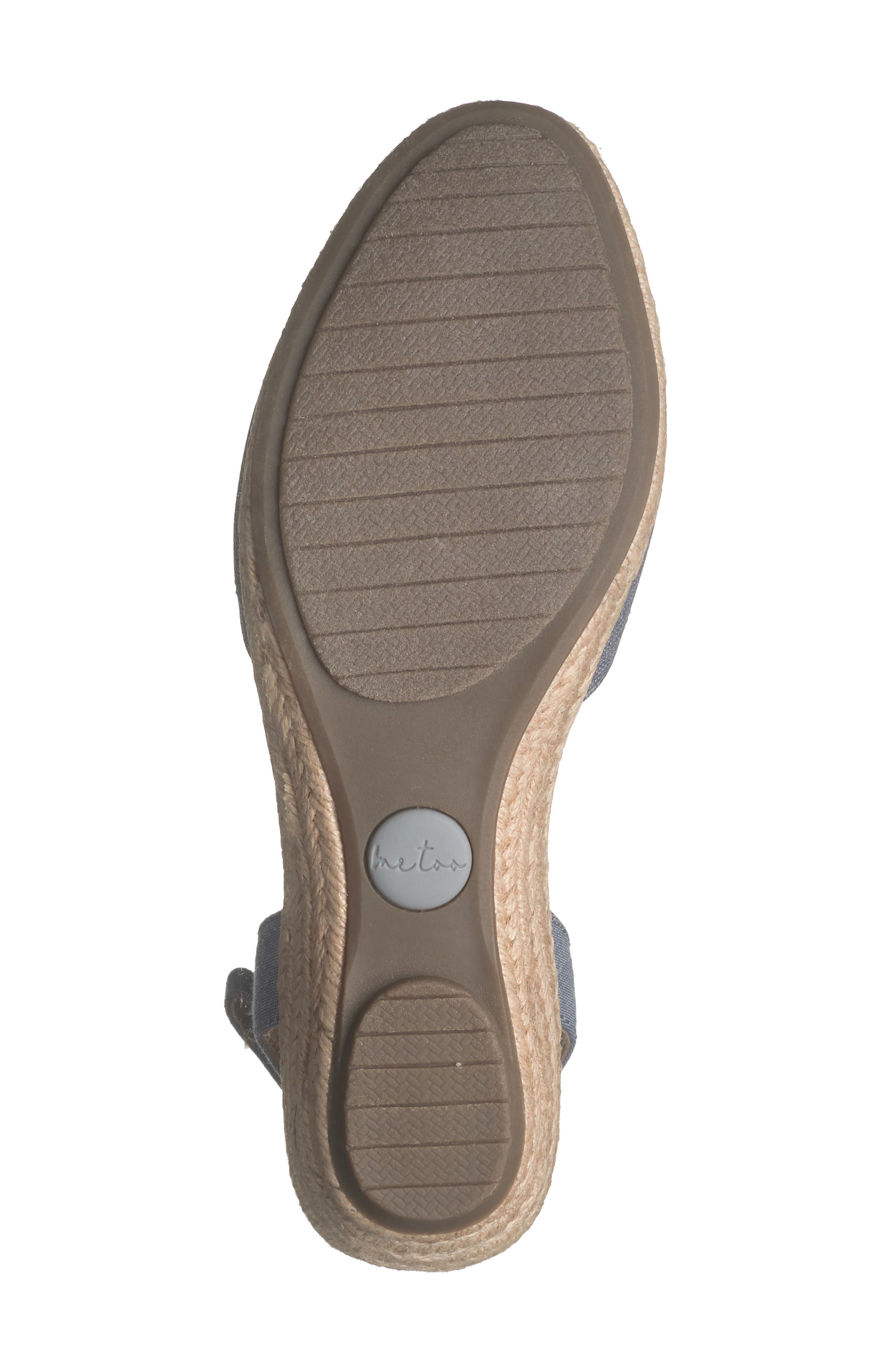 Me Too Niya Espadrille Wedge Sandal, Alternate, color, Chambray