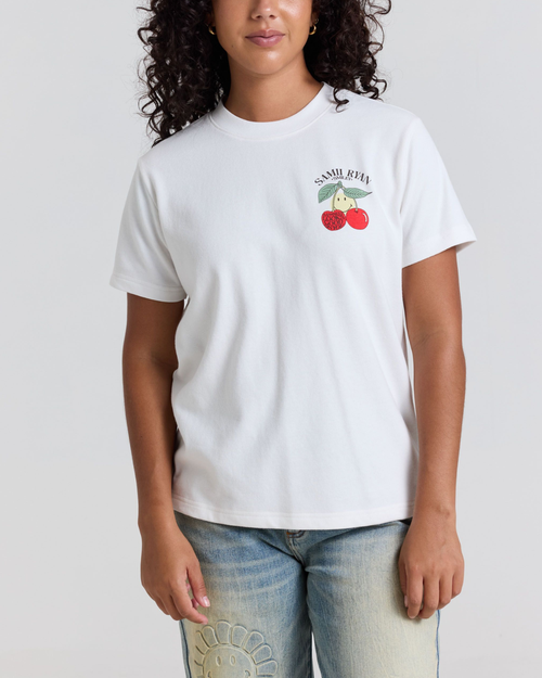 Samii Ryan Smiley Freshly Picked Boxy Tee In White
