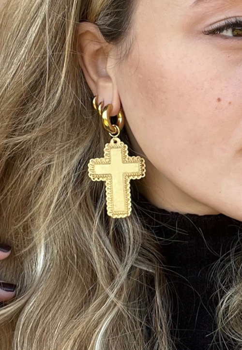 Sccollection Madonna Earrings In Gold