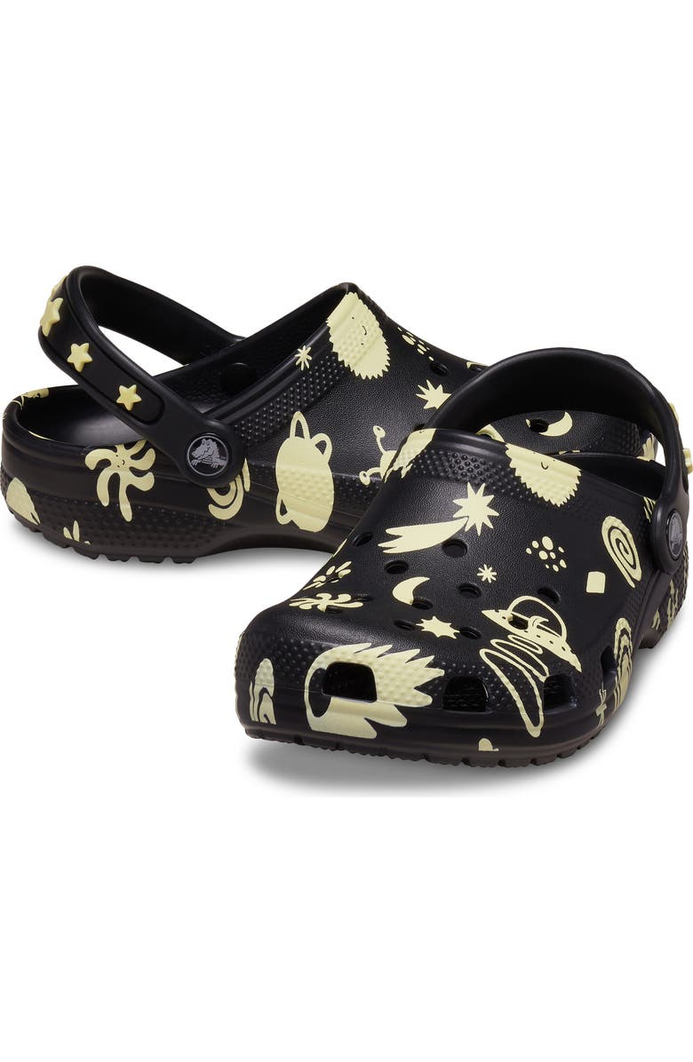 CROCS Kids
Classic Glow in the Dark Clog, Alternate, color,