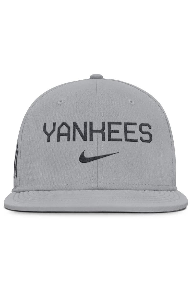 Nike Men's Nike Gray New York Yankees True Performance Fitted Hat, Alternate, color, 