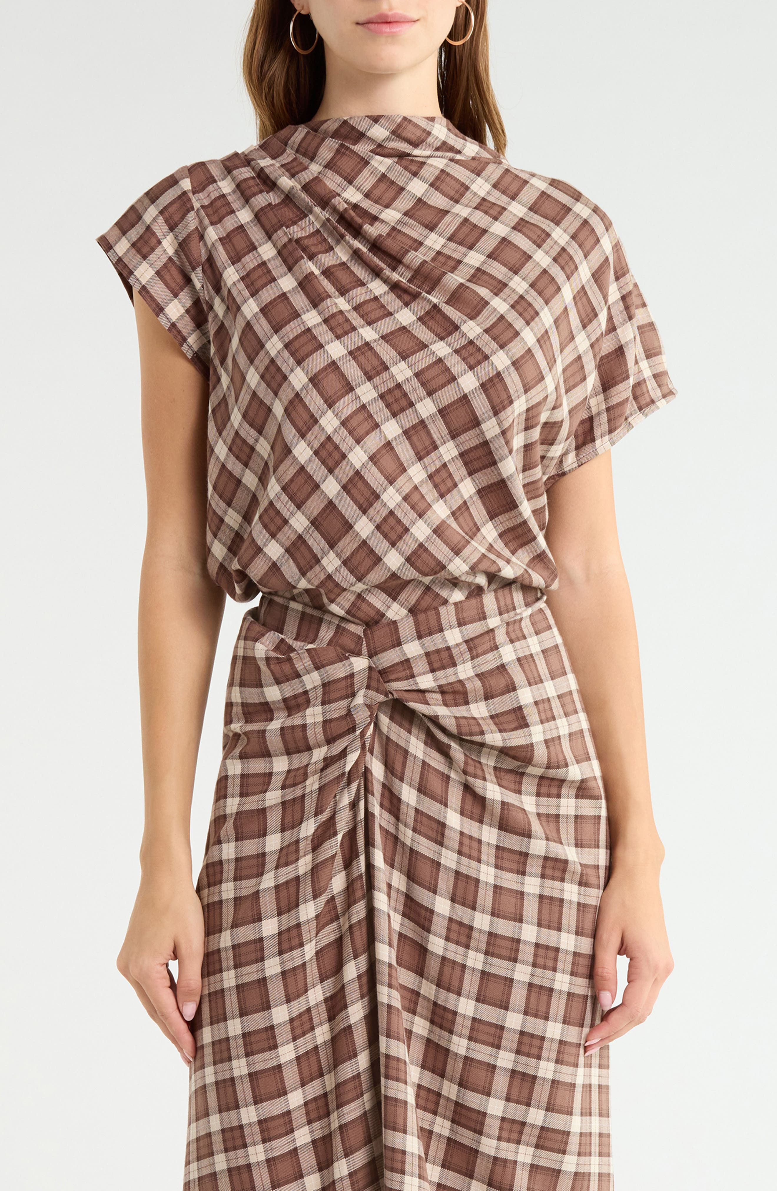 selected BROWN