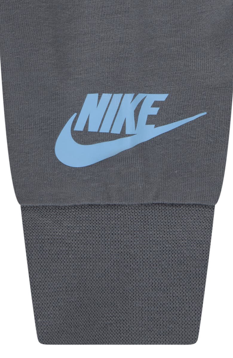 Nike Kids' Boxy Air Long Sleeve Graphic T-Shirt, Alternate, color, 