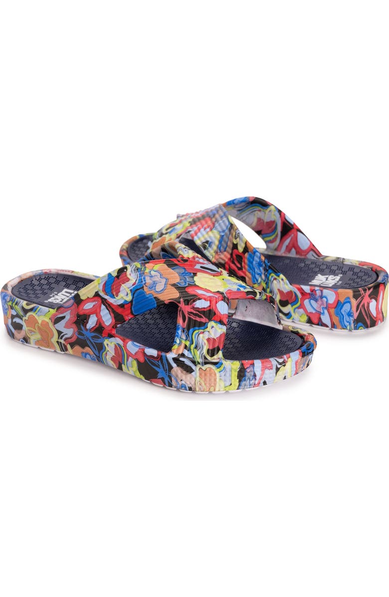 MUK LUKS Spa Day Sandal, Alternate, color, Graffiti Floral