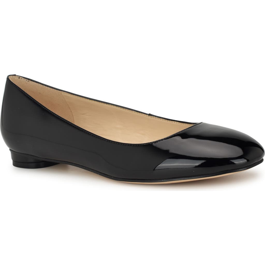 Nine West Robbe Flat In Black