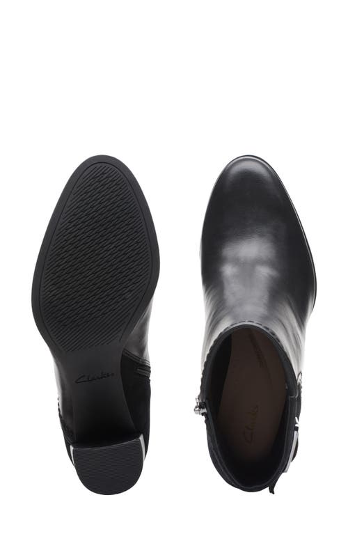 Clarks Freva 85 Buckle In Black
