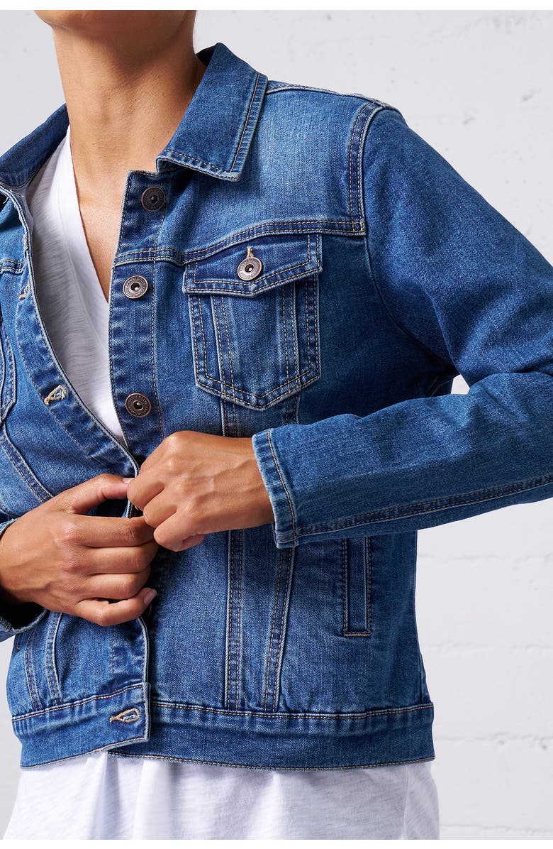 Franne Golde Classic Stretch Denim Jacket, Alternate, color, Classic Wash