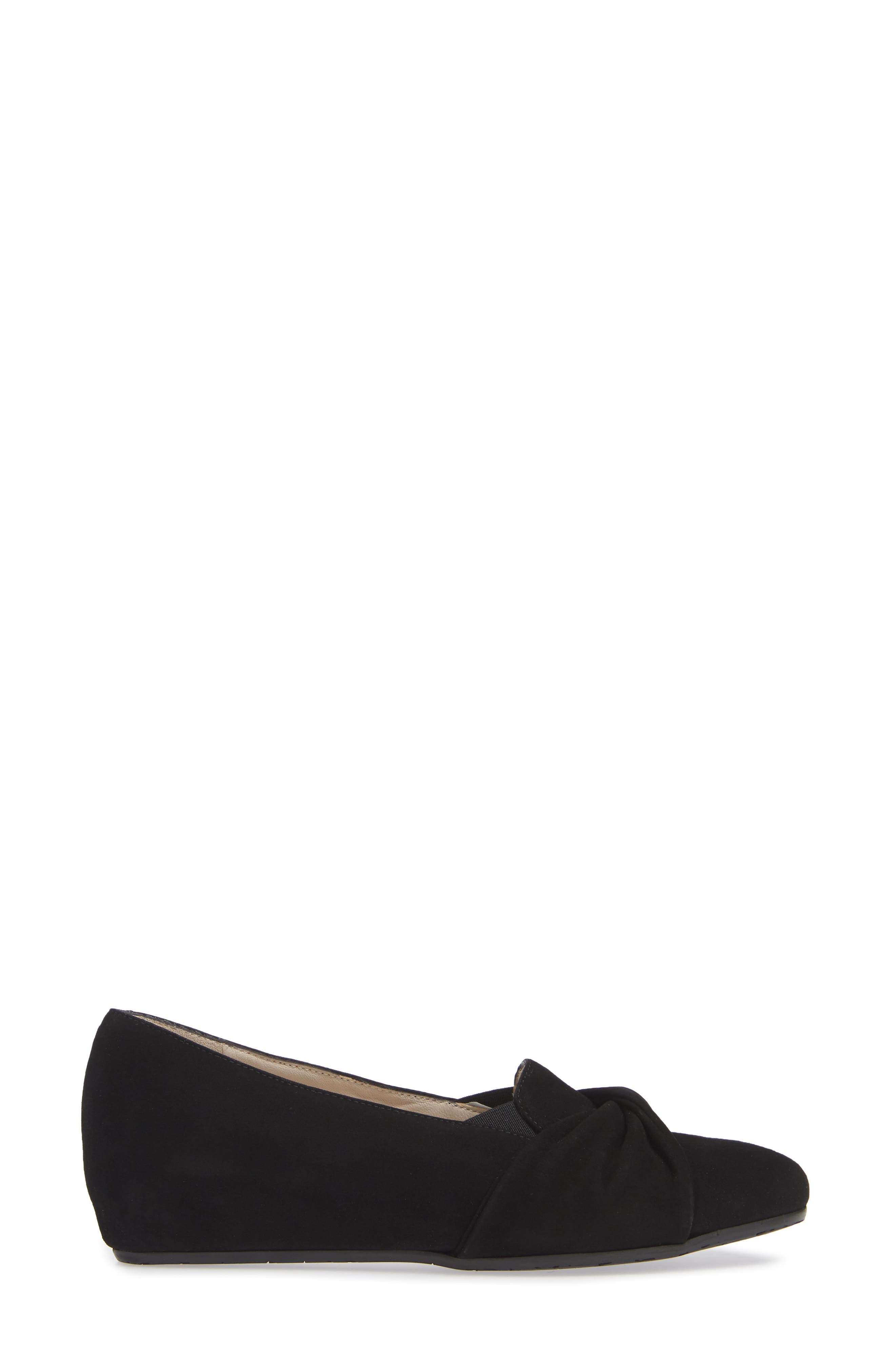 Amalfi by Rangoni Valeria Twist Wedge Loafer, Alternate, color, 