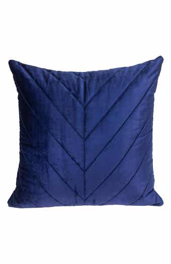 PARKLAND COLLECTION Tobyn Quilted Throw Pillow