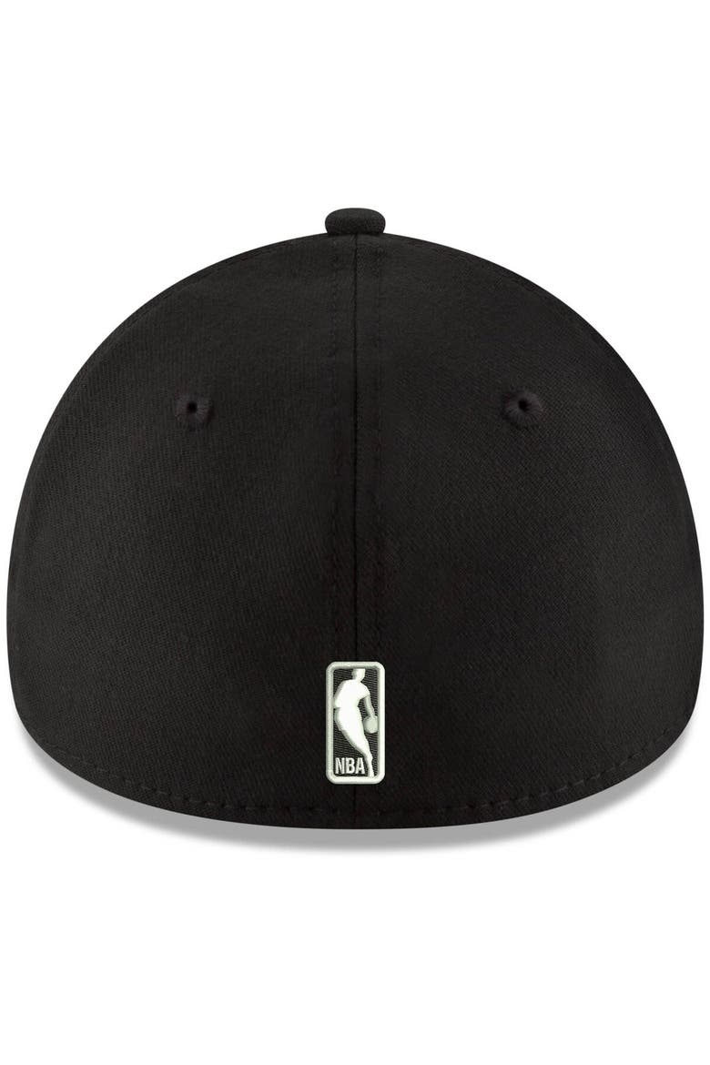 Men's New Era Black New York Knicks Official Team Color 39THIRTY Flex Hat, Alternate, color, Black