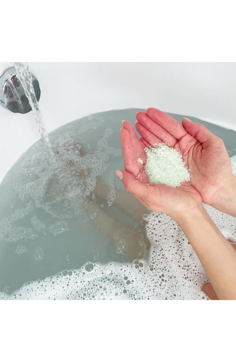 Odacité Energy Awakening Evergreen Bath Soak, Alternate, color,