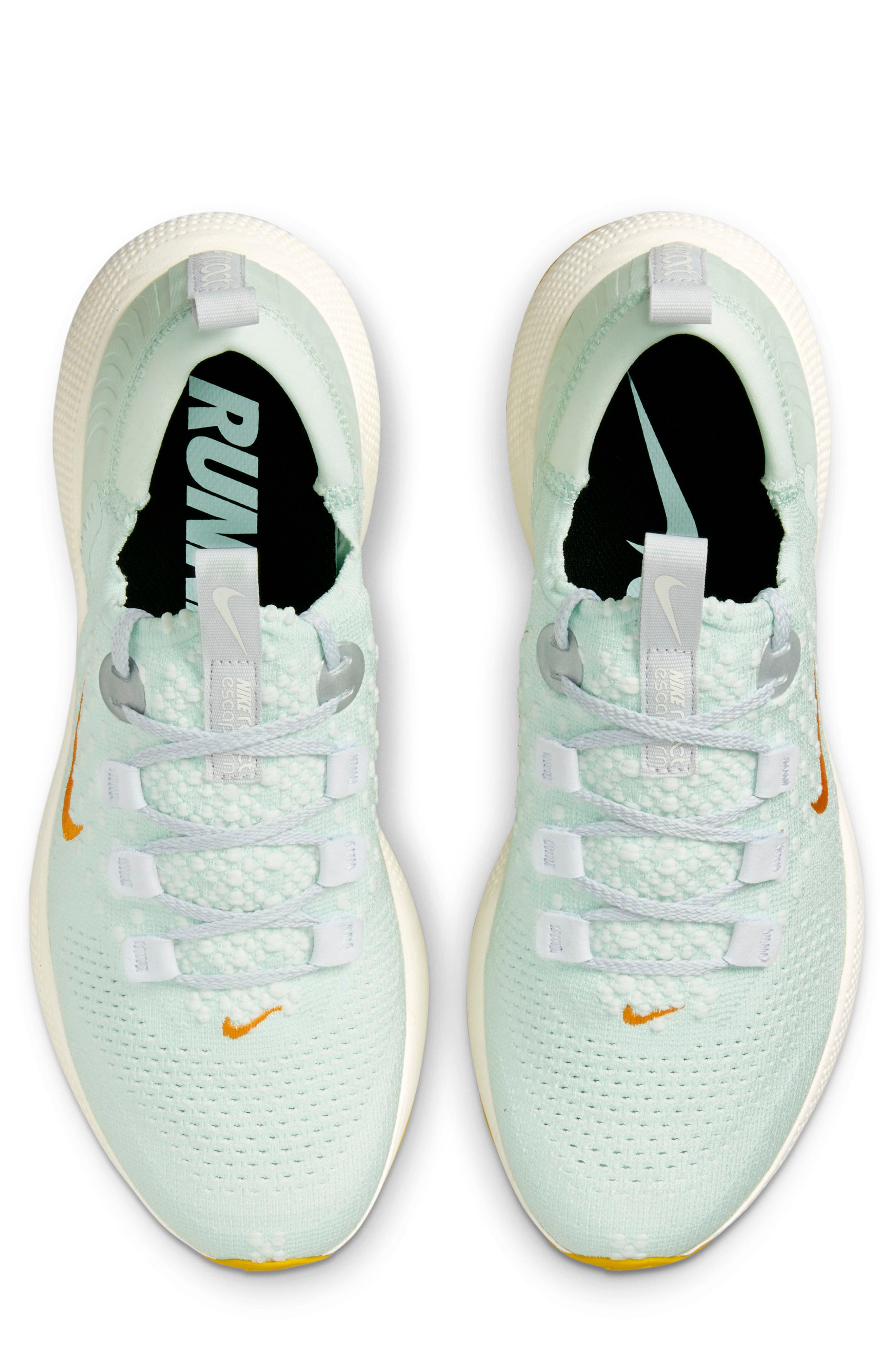 Nike Escape Run Flyknit Running Shoe, Alternate, color, Barely Green/ Football Grey