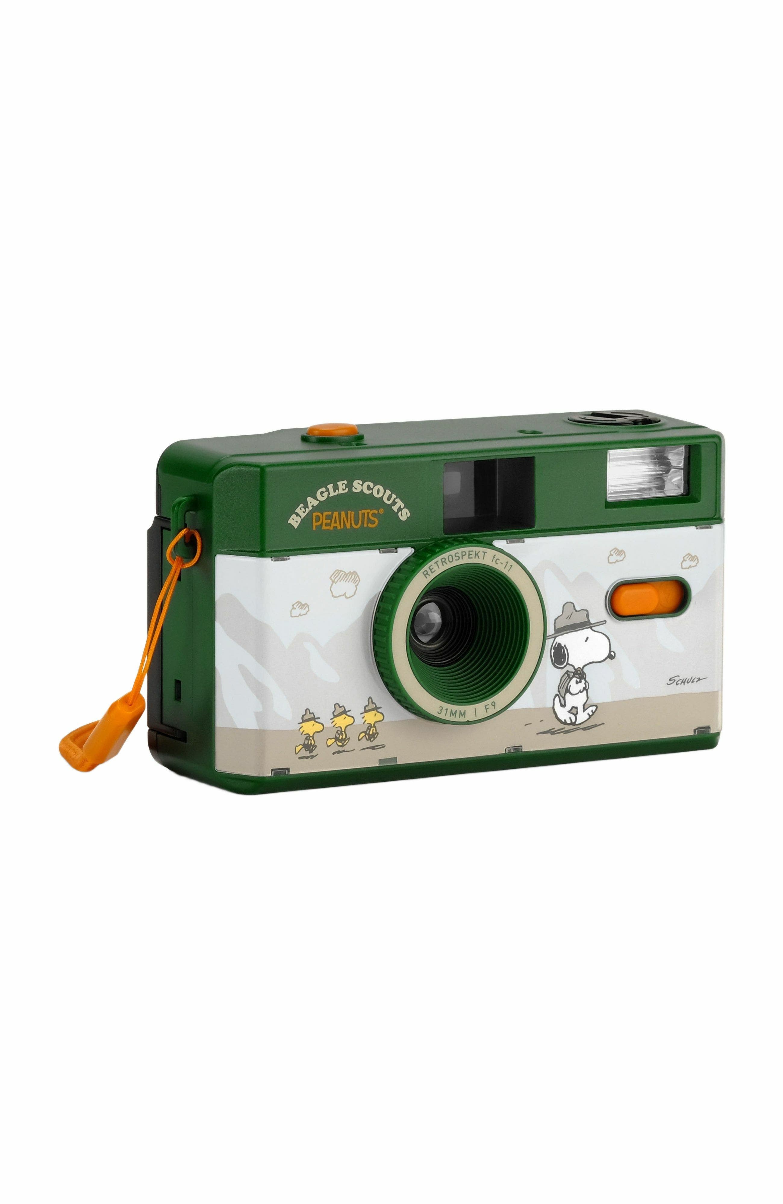 Peanuts Beagle Scouts Retrospekt FC-11 35mm Film Camera in Green 