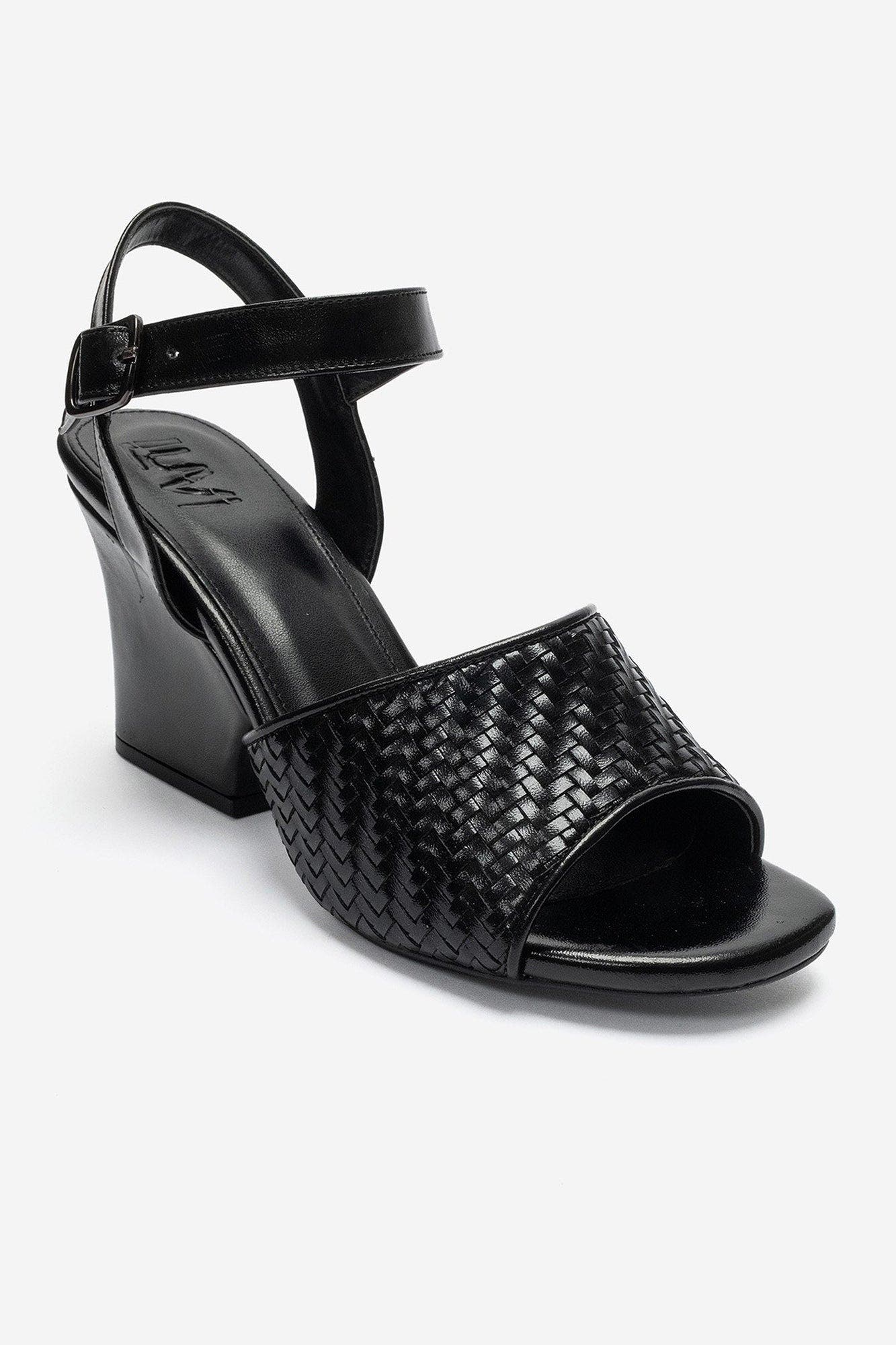 Sylvar Slingback Wedge Sandal, Alternate, color, Black
