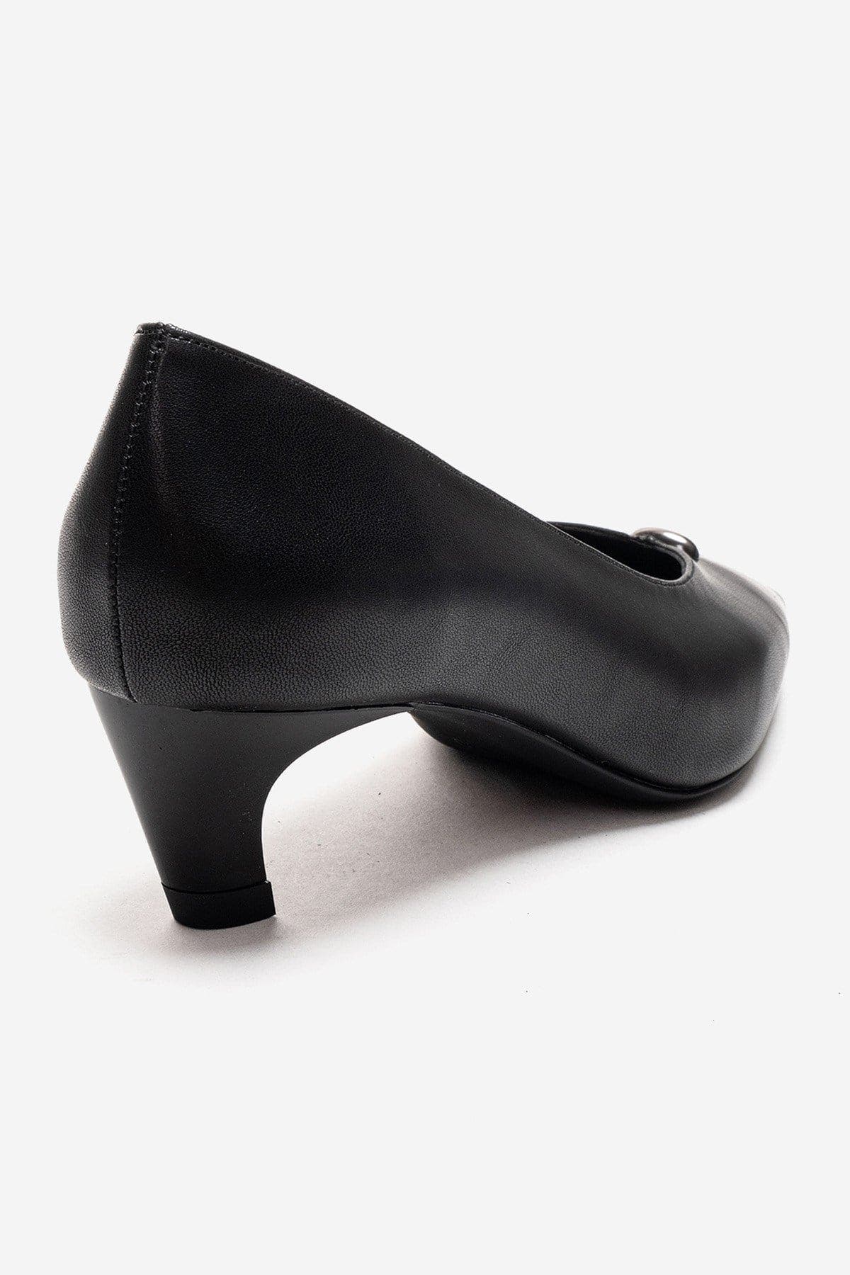 Prologue Shoes Versay Pointed Toe Kitten Heel Pump, Alternate, color, Black