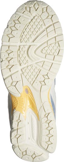 Gender Inclusive 2002R Sneaker