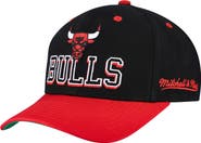 Mitchell & Ness Men's Mitchell & Ness Black/Red Chicago Bulls Backside Script 2-Tone Pro Crown Adjustable Hat