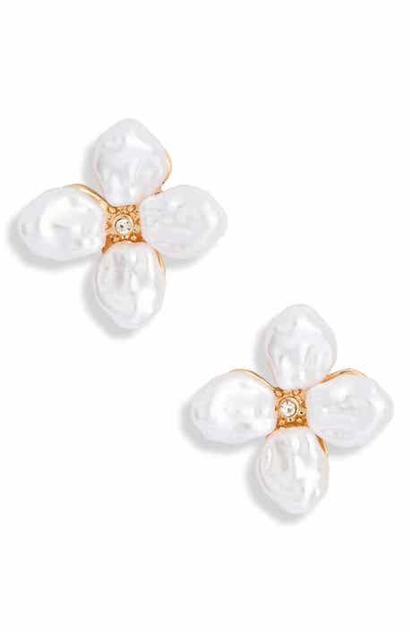 Imitation Pearl Flower Stud Earrings