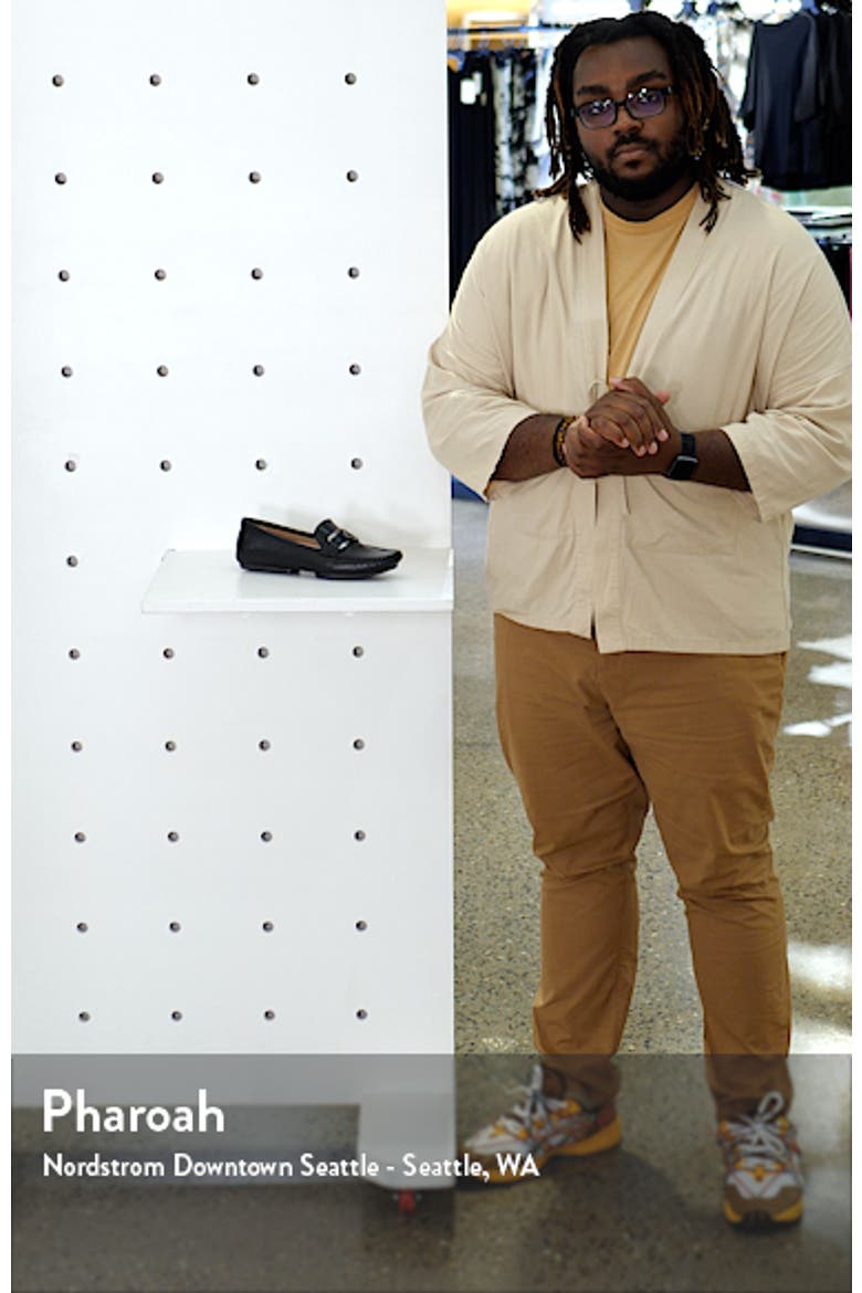 Hellen Chain Loafer video