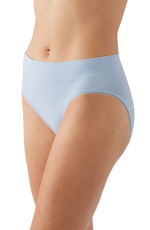 Wacoal Feeling Flexible Seamless Hi Cut Brief