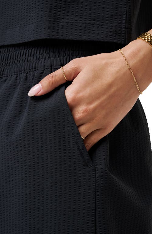 Travismathew Timeless Breezeblend Skort In Black