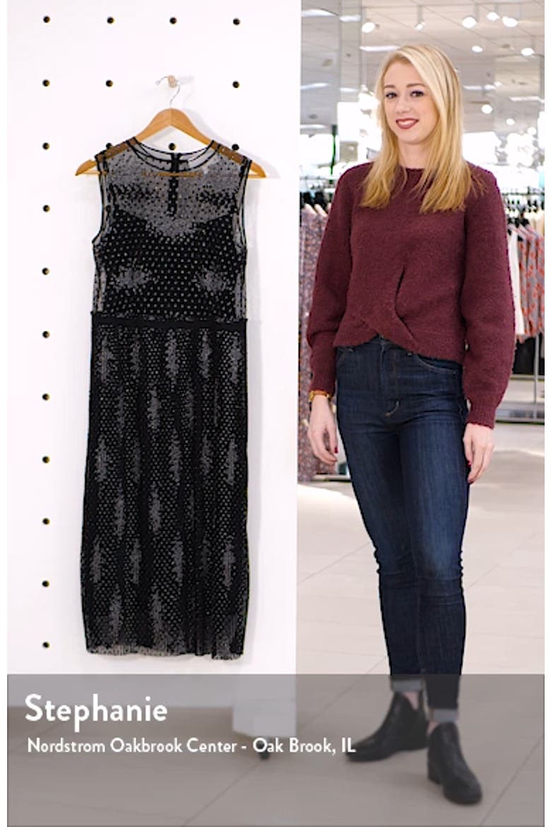 Delyssa Metallic Detail Lace Sleeveless Dress video