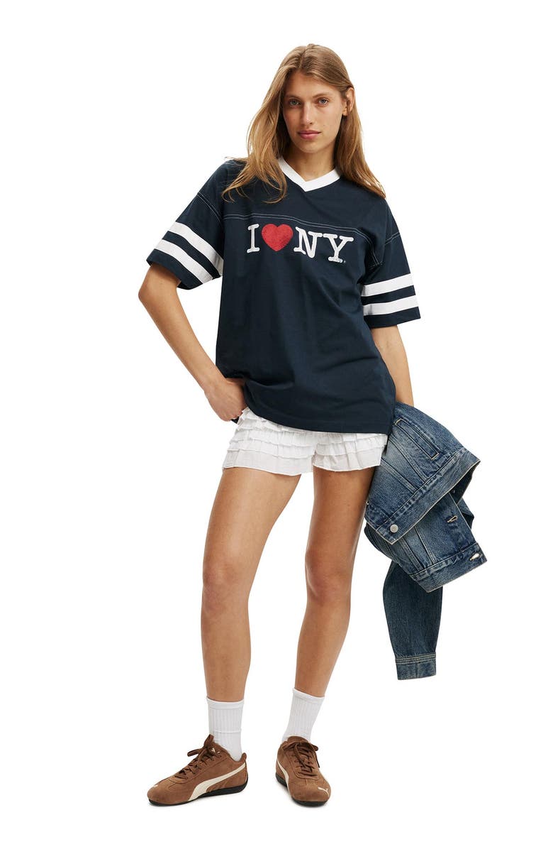 Cotton On Women's Lcn V Neck Oversized Graphic Tee, Main, color, 