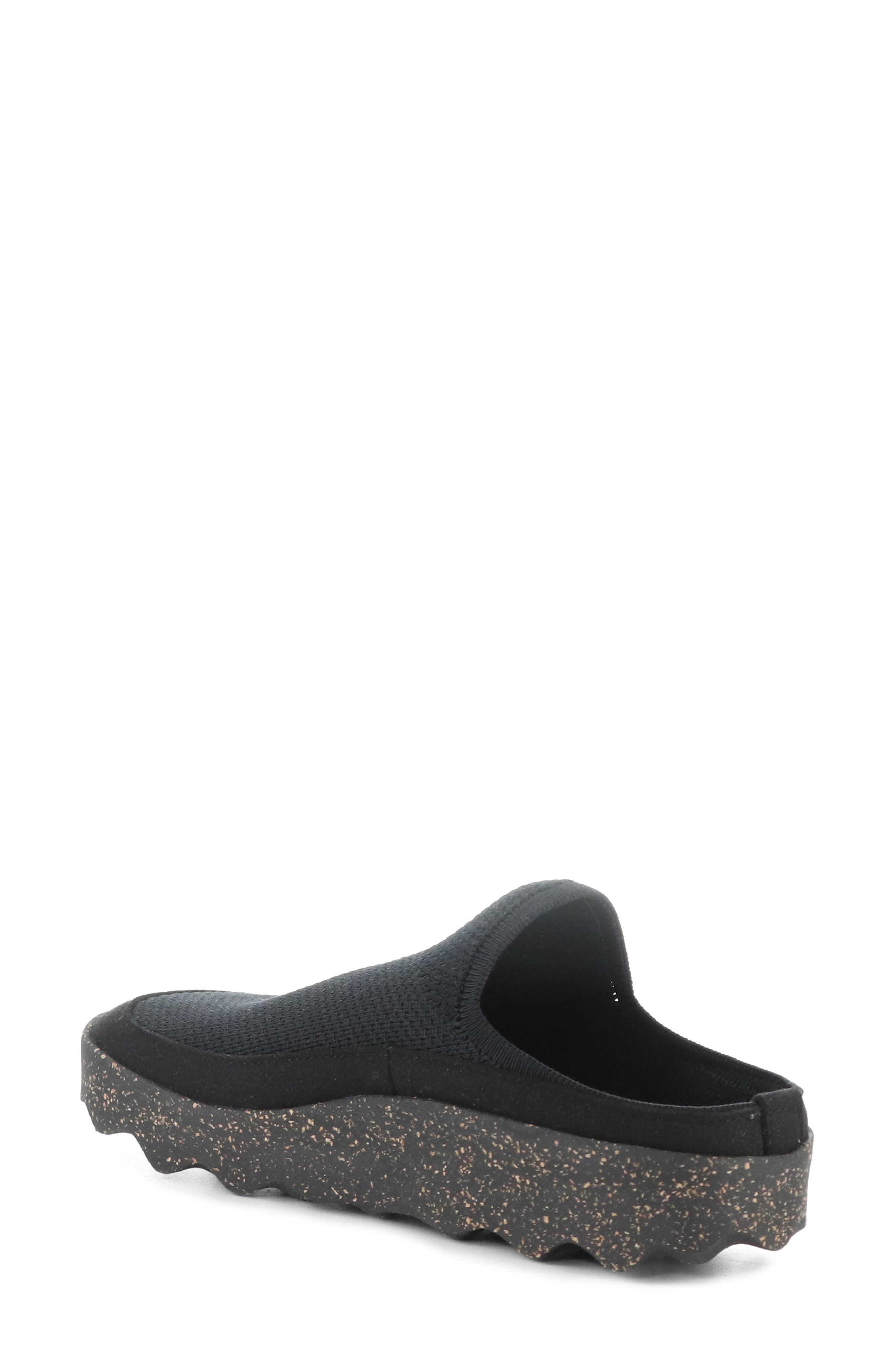Asportuguesas by Fly London Cove Clog, Alternate, color, Black