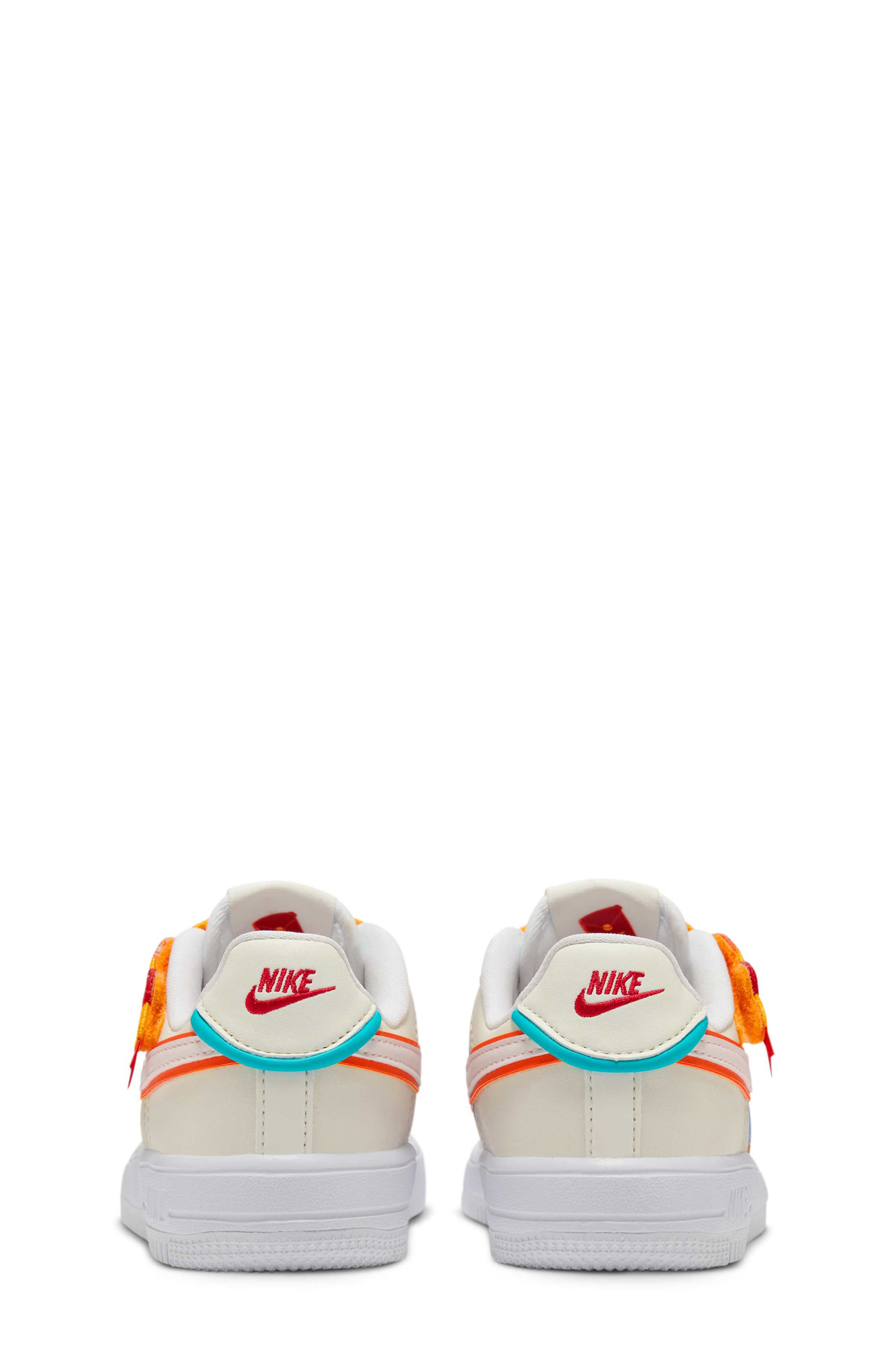 Nike Force 1 Low EasyOn LV8 Basketball Sneaker, Alternate, color, 