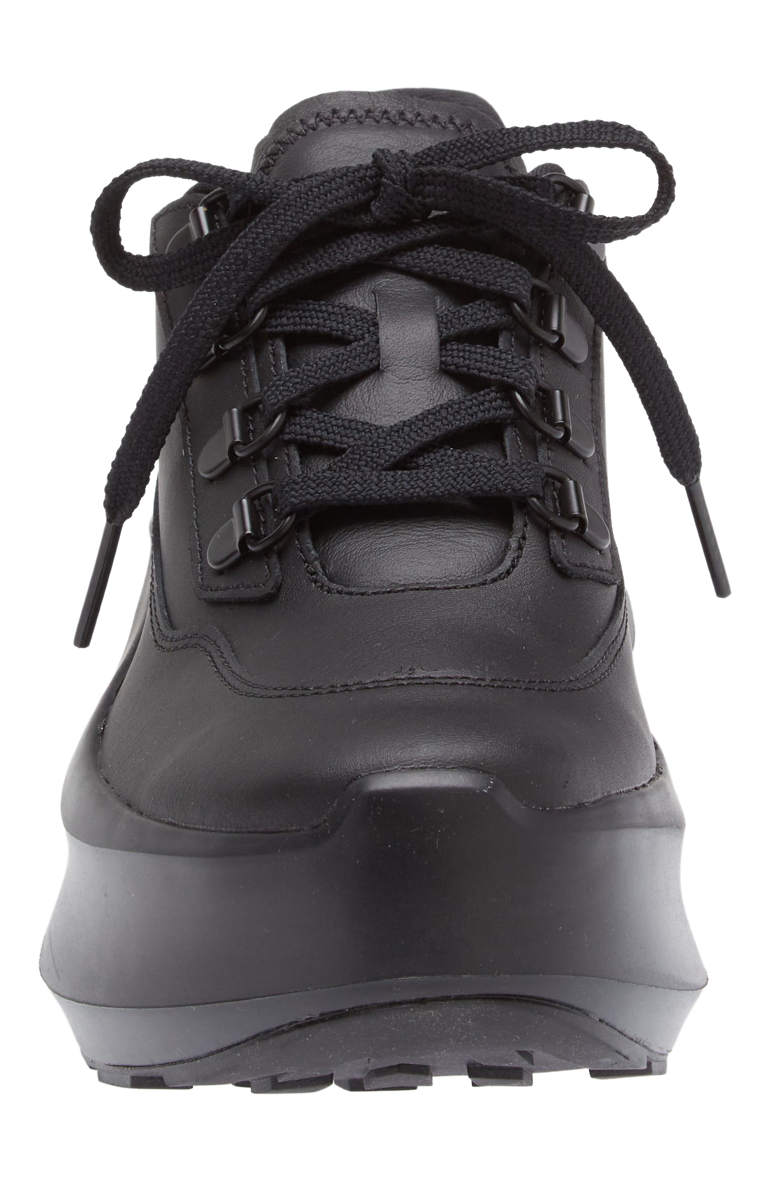 Comme des Garçons x Salomon Gender Inclusive SR811 Platform Sneaker, Alternate, color, 