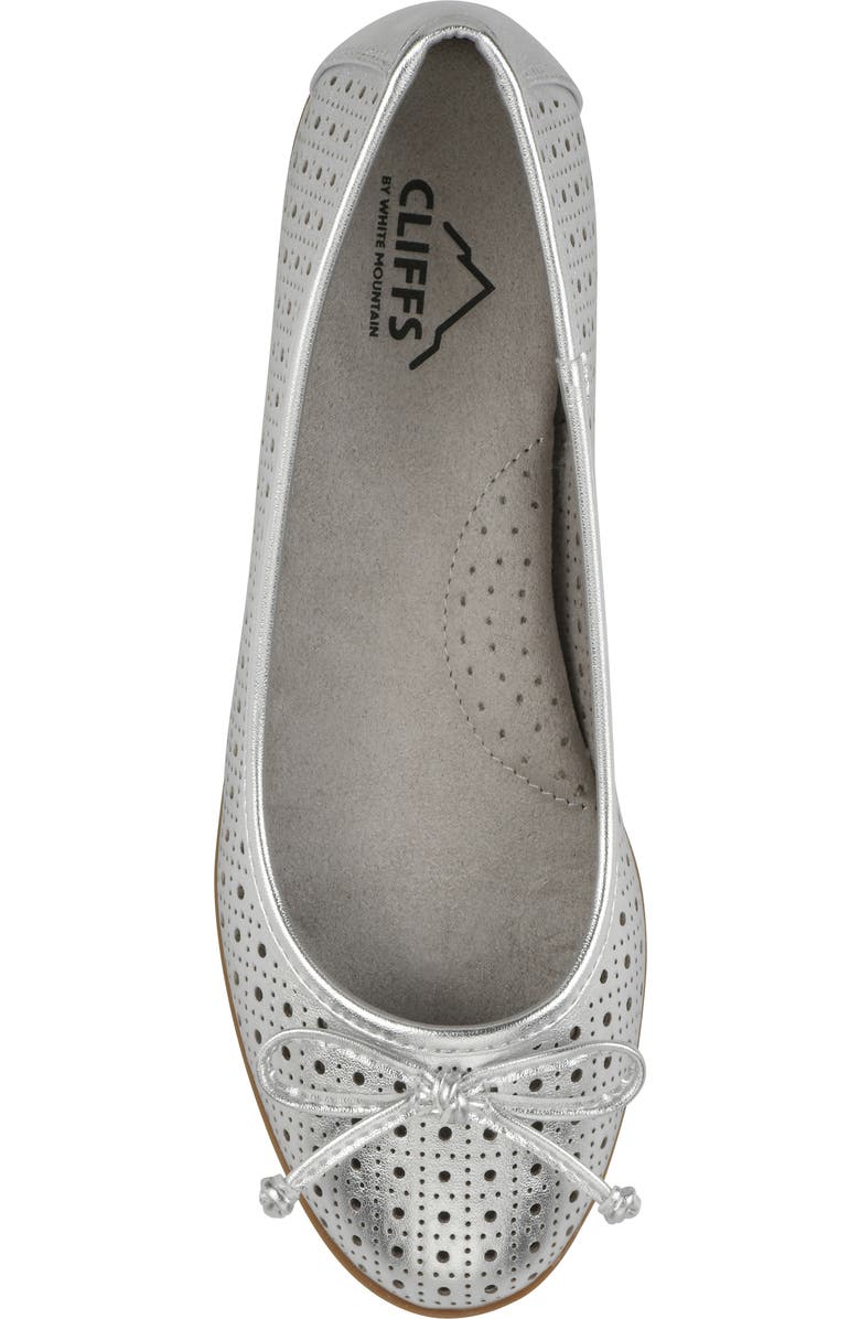 CLIFFS BY WHITE MOUNTAIN Cheryl Ballet Flat - Wide Width Available, Alternate, color, Silver Metallic Smooth