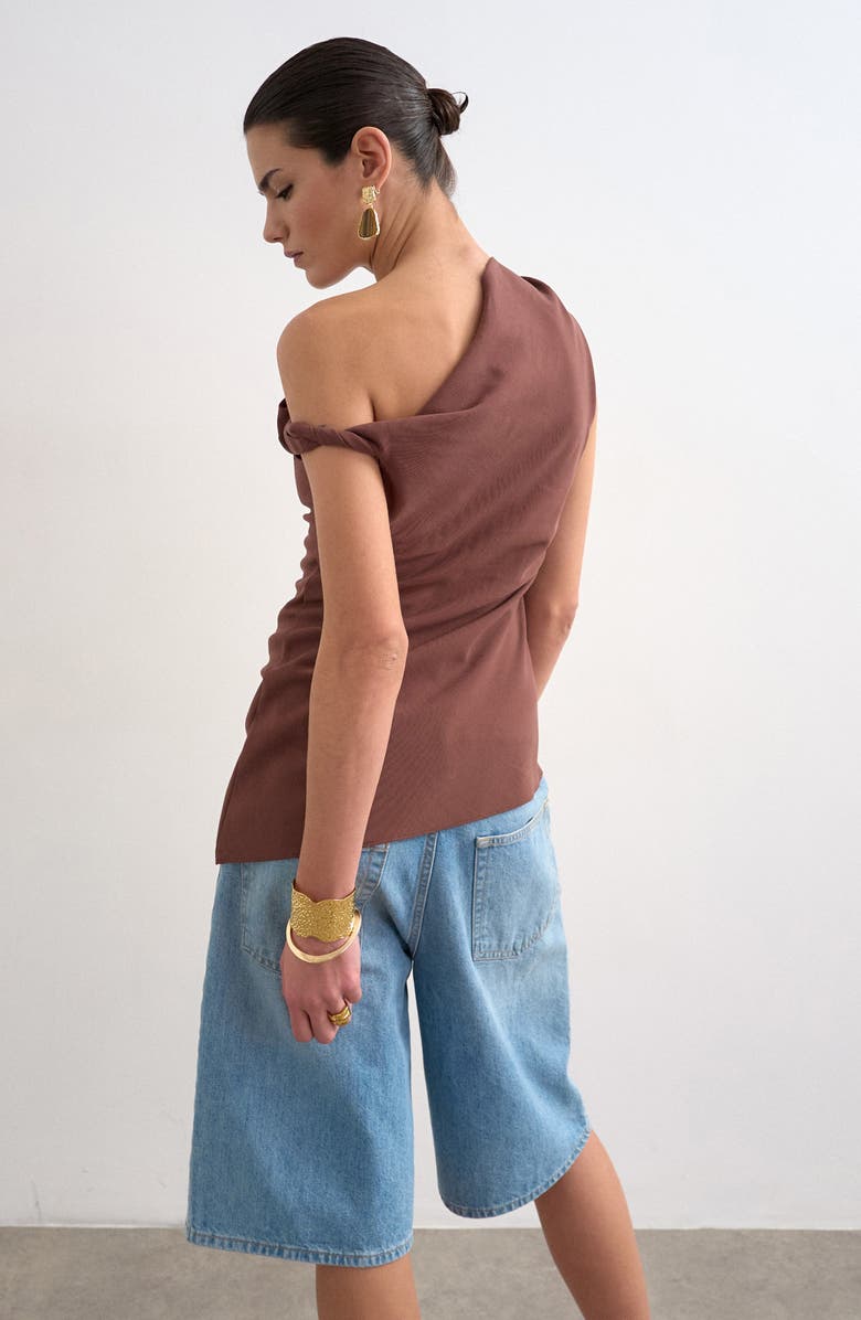 Topshop Twist One Shoulder Asymmetric Hem Top, Alternate, color, 