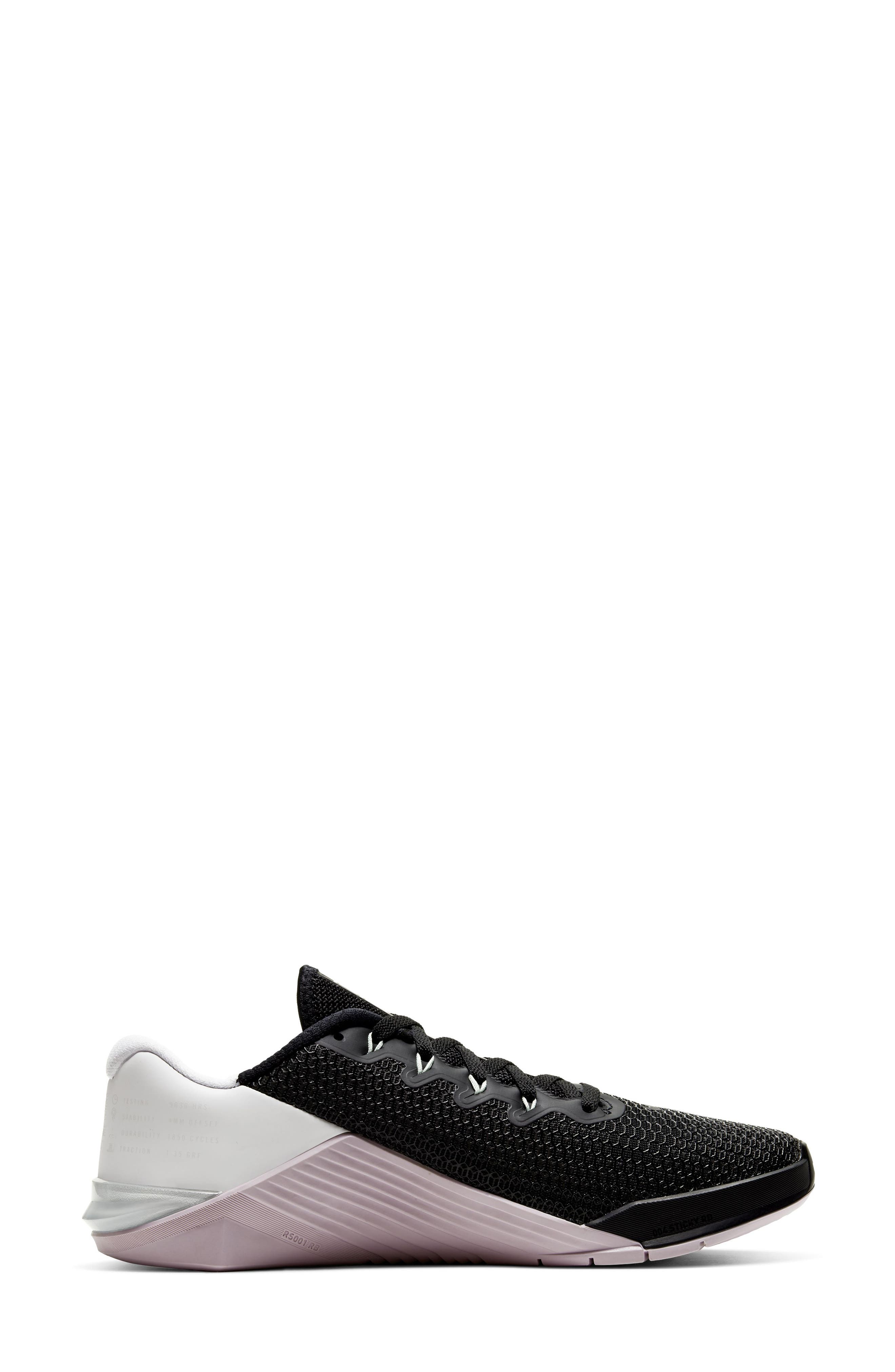 Metcon 5 Training Shoe, Alternate, color, BLACK/ PISTACHIO/ WHITE/ RED