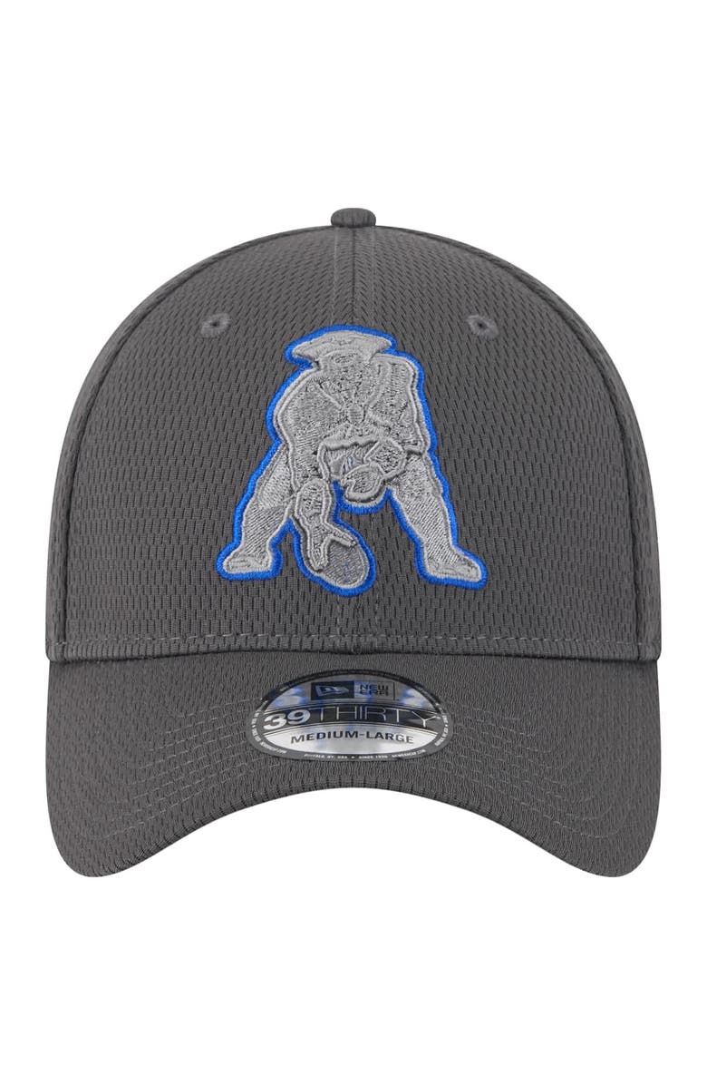 New Era Men's New Era Graphite New England Patriots Throwback Logo Main 39THIRTY Flex Hat, Alternate, color, 