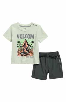 Volcom Graphic T-Shirt & Shorts Set