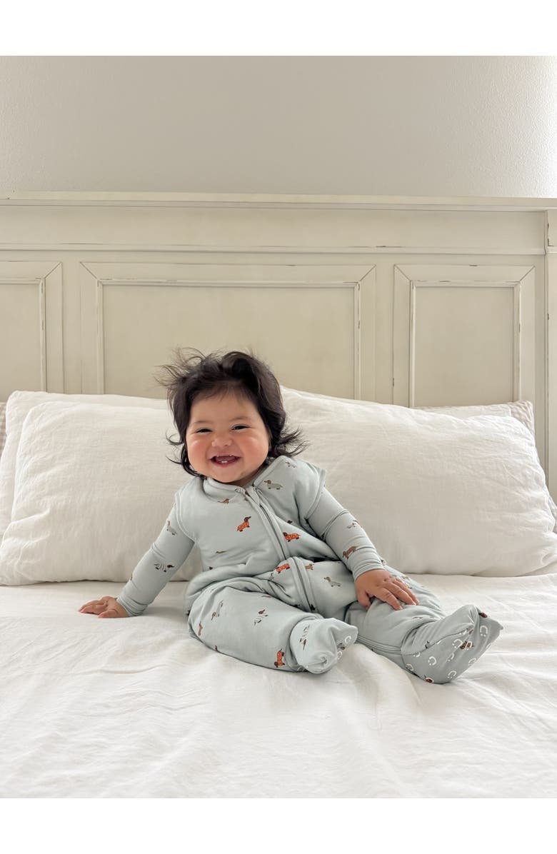 gunamuna Footie Sleep Sack Duvet 2.5 TOG - Baby, Alternate, color, Woof