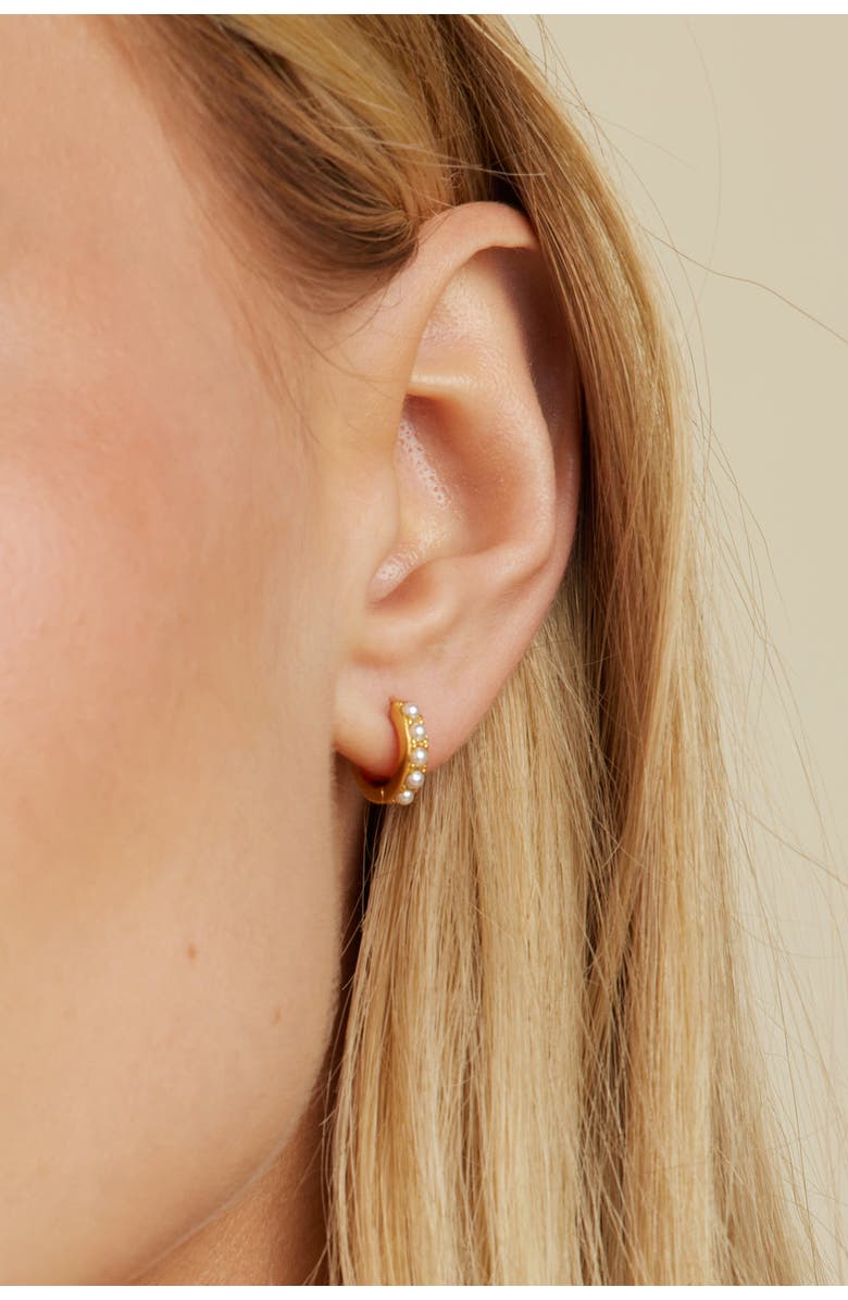 Untamed Petals Pixie Huggie Hoops, Alternate, color, Pearl