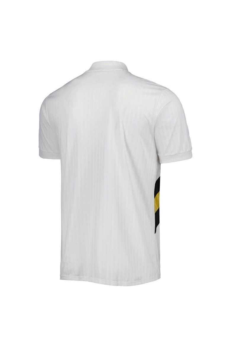 Men's adidas White Juventus Football Icon Jersey, Alternate, color, White