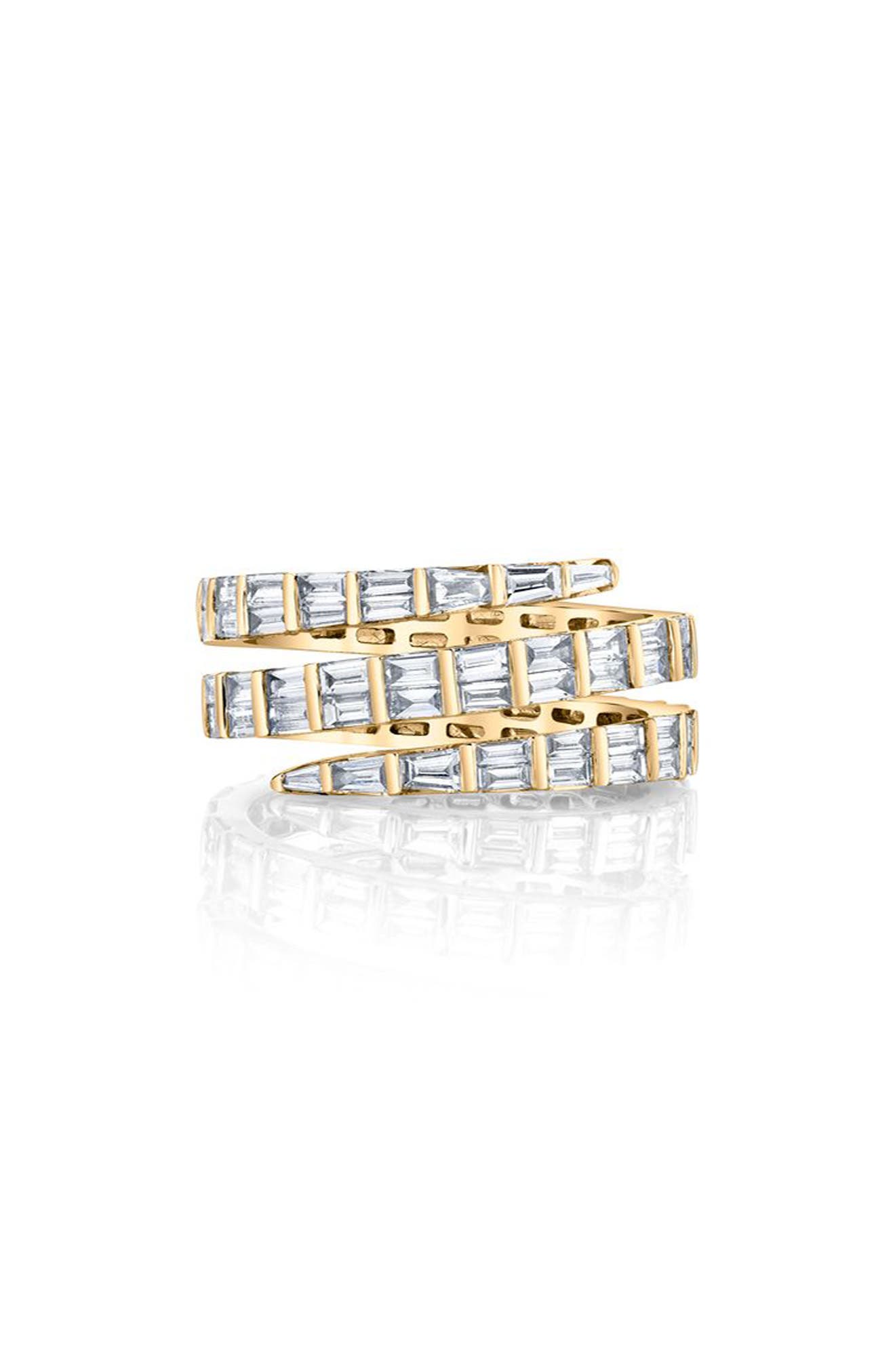 selected 18K YELLOW GOLD