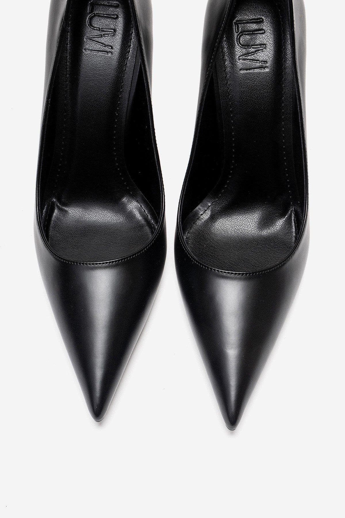 Prologue Shoes Velorien Stiletto Pump, Alternate, color, Black