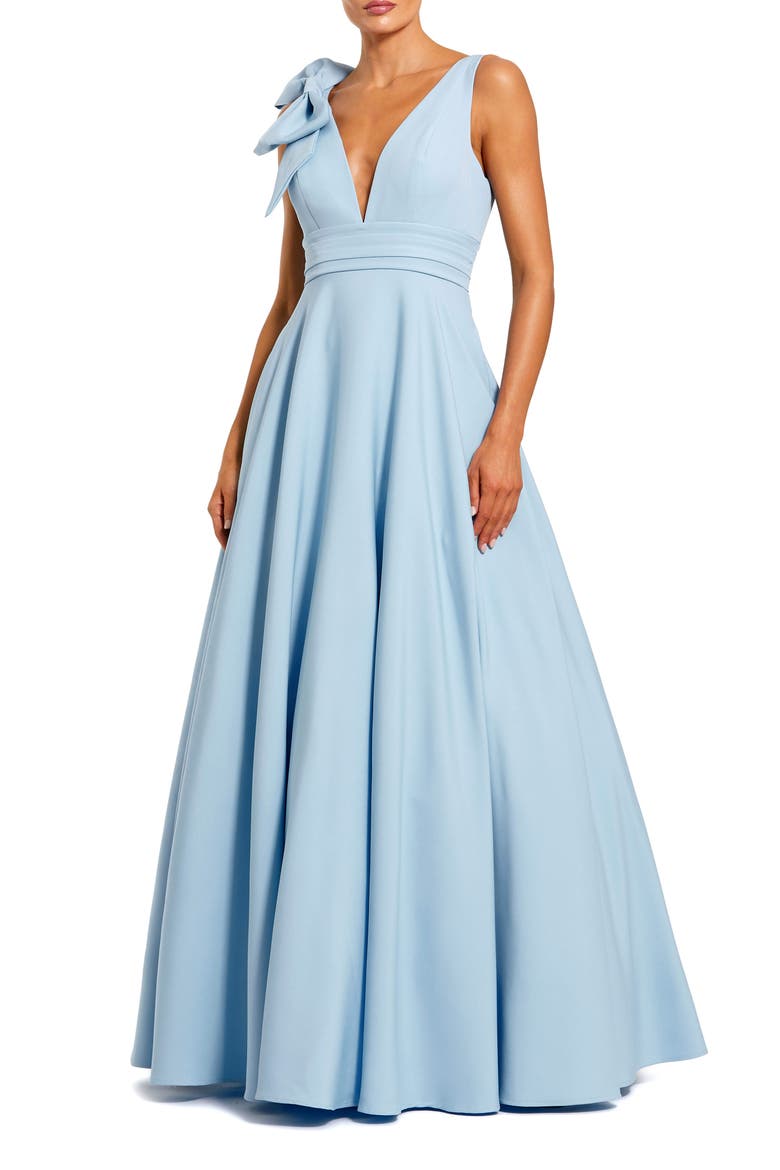 Sleeveless Plunge Neck Ball Gown With Bow Detail, Main, color, Powder Blue