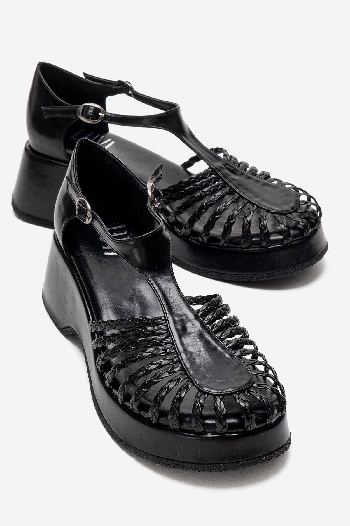 Prologue Shoes Barry Woven Wedge Sandal, Alternate, color, Black