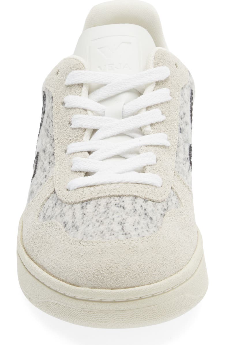 Veja V-10 Sneaker, Alternate, color,