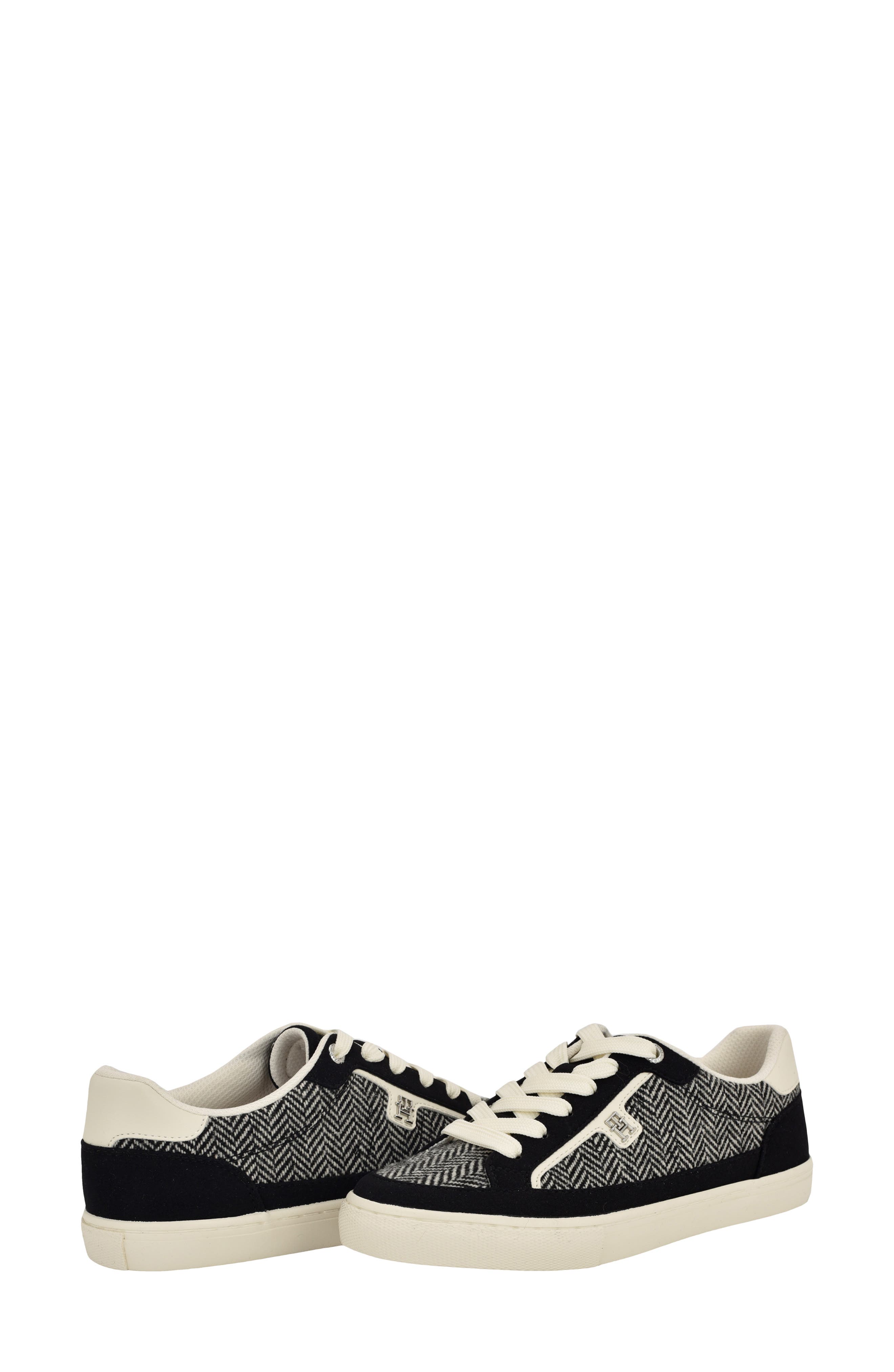 Tommy Hilfiger Lencet Sneaker, Alternate, color, Black